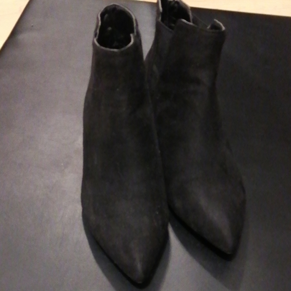 Semi boots size 7